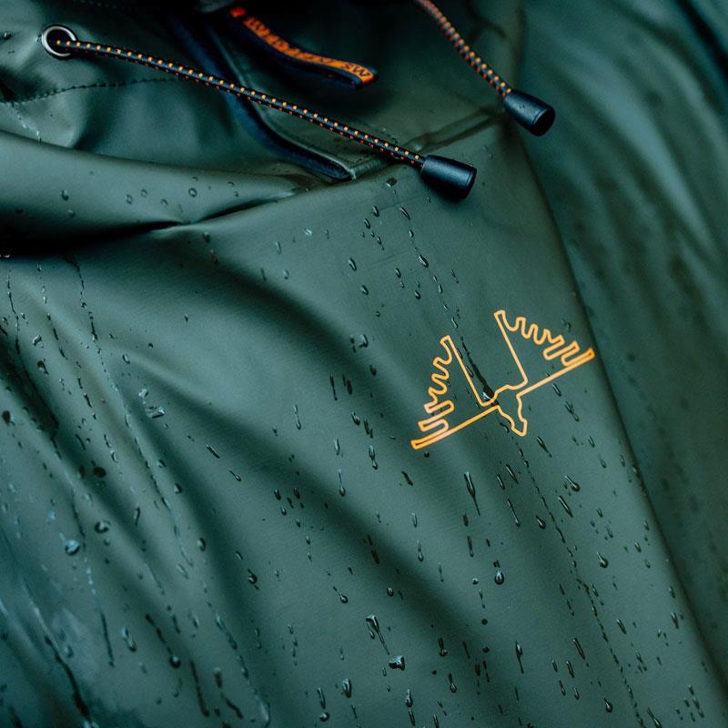 image-poncho-homme-swedteam-crest-poncho-4
